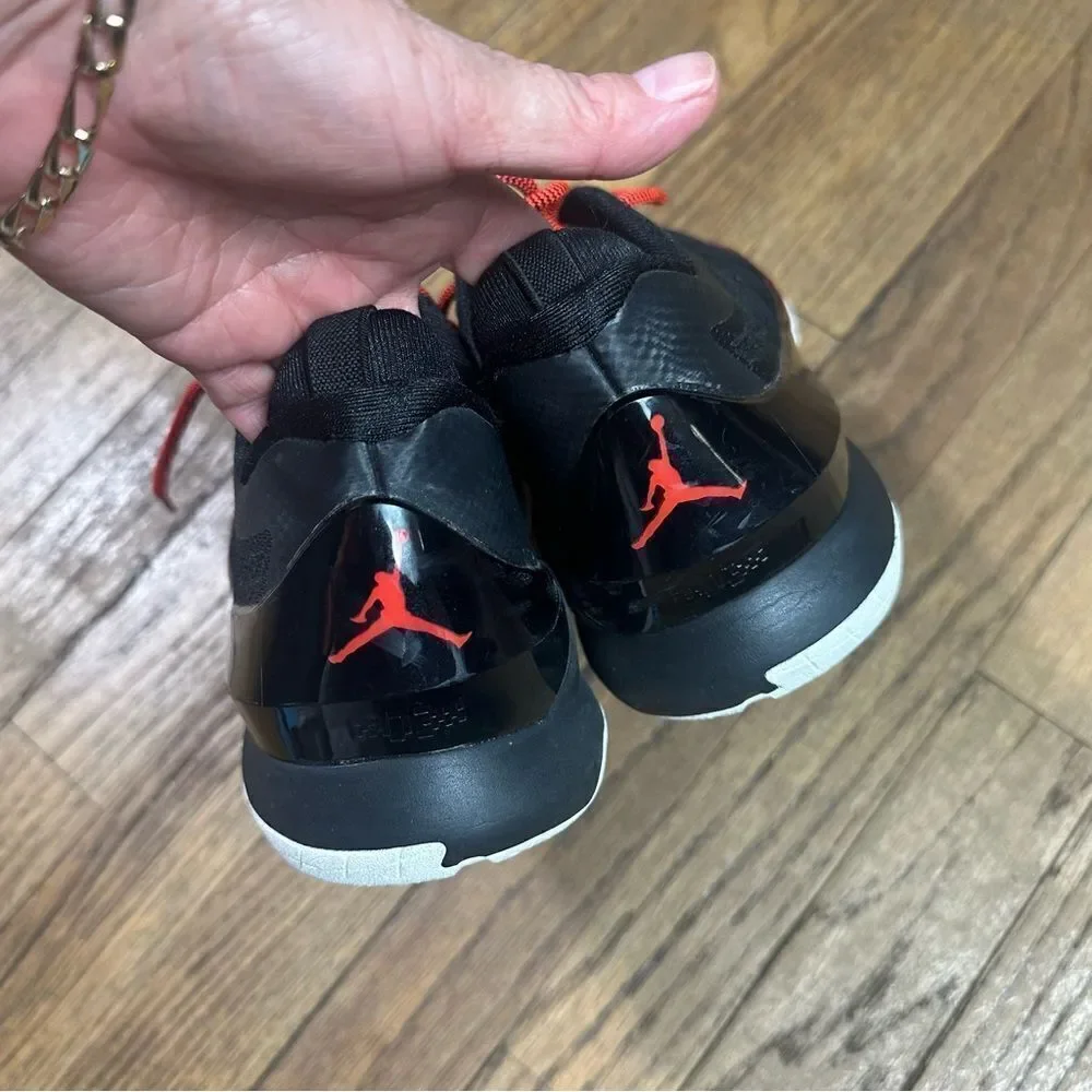 JORDAN YOUTH size 7